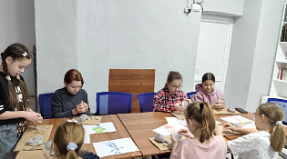 ВОЛШЕБСТВО ПАПЬЕ-МАШЕ В СТУДИИ "ЖИВАЯ БУМАГА": РОЖДЕНИЕ НОВОЙ СКАЗКИ!