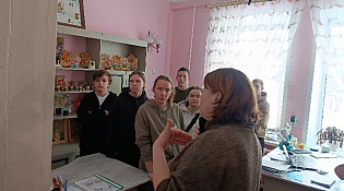 Учащиеся 9 «Б» класса школы-интернат посетили Центр народной культуры «Светлица»